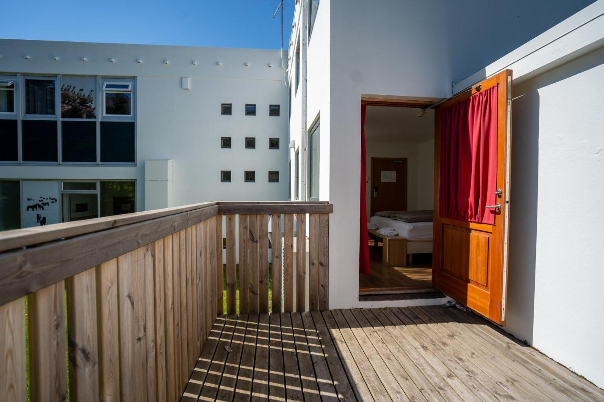 Hotel Eskifjörður Exteriör bild