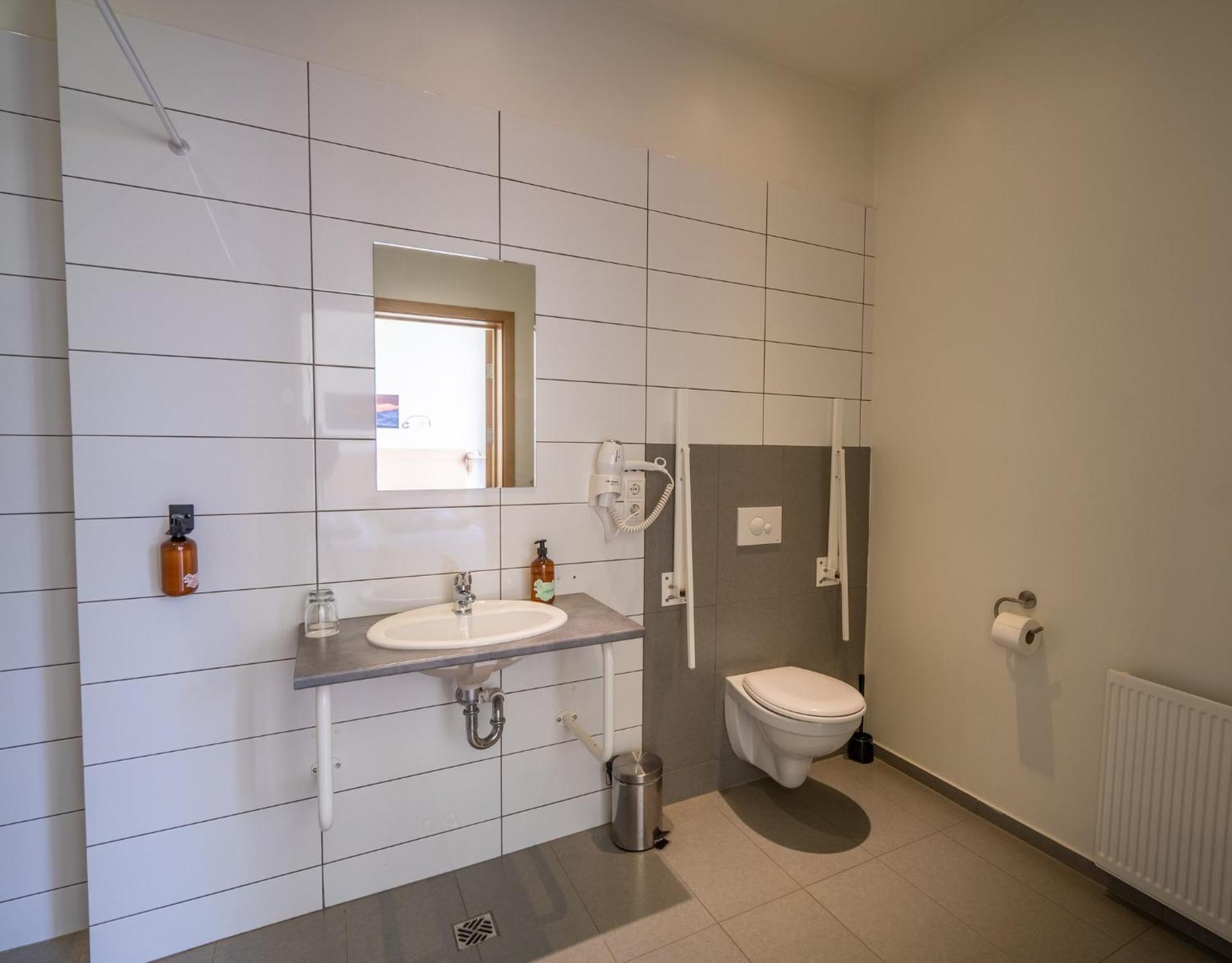 Hotel Eskifjörður Exteriör bild