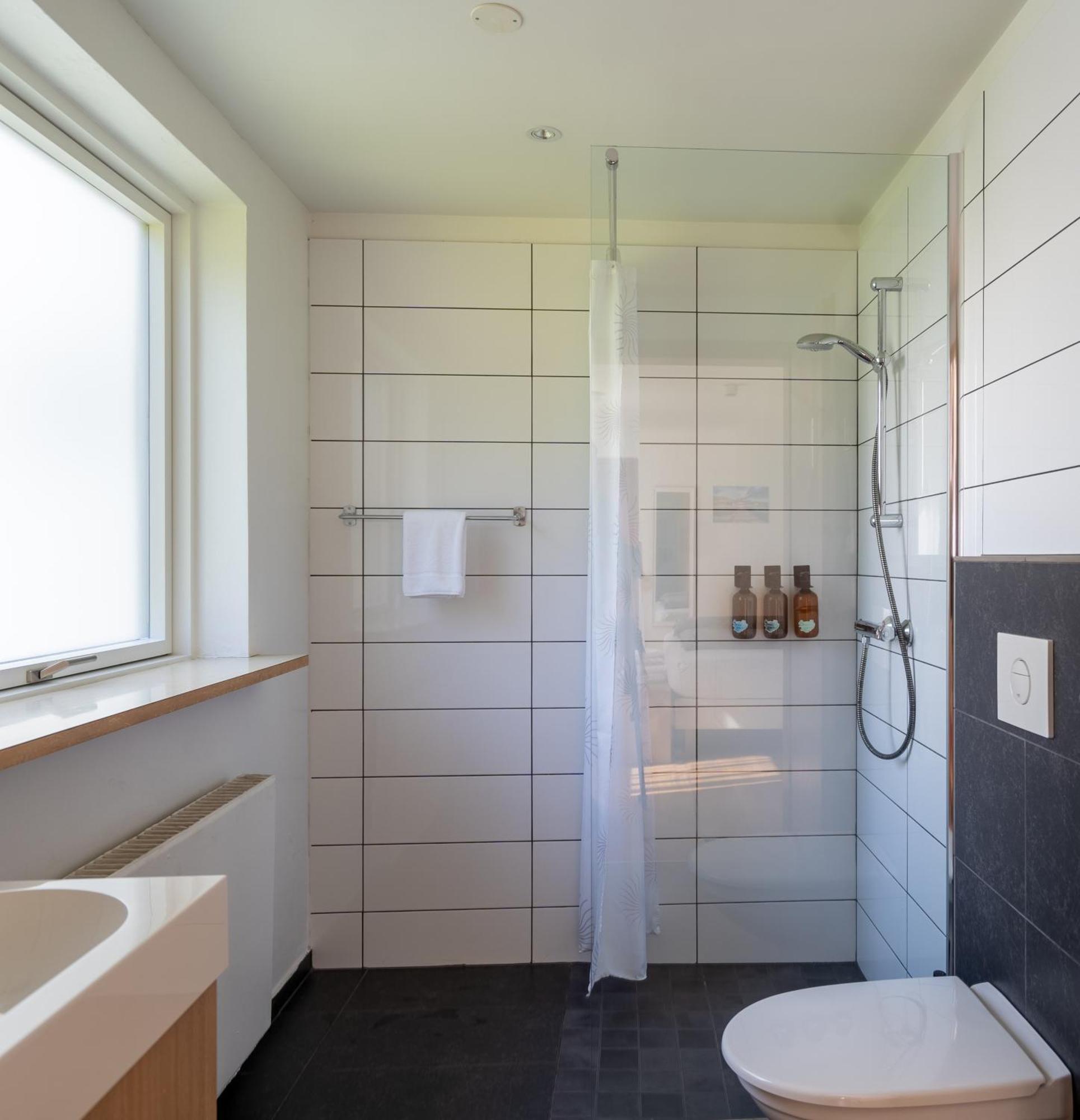 Hotel Eskifjörður Exteriör bild